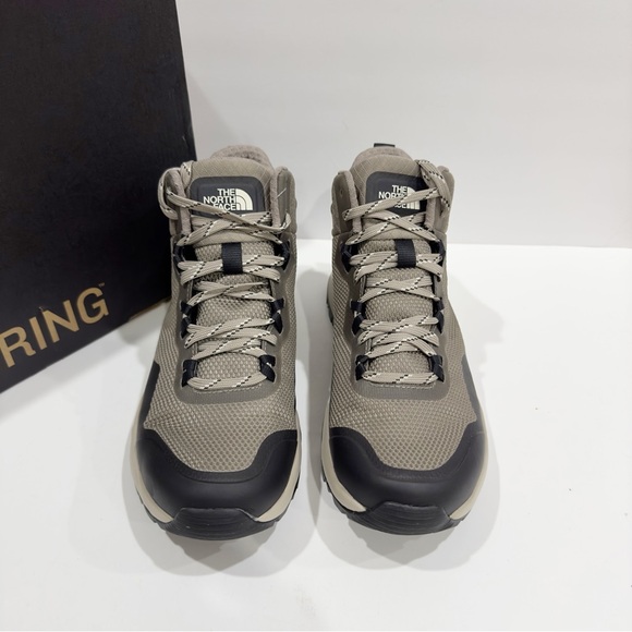 The North Face Men's Activist Mid Futurelight Hiking Trail Boots - Picture 3 of 10
